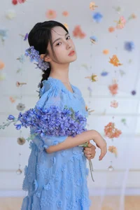 YiTuYu Art Language Vol.7414: Captivating Portraits of Pa Pa Xiao Gong Zhu - image 5