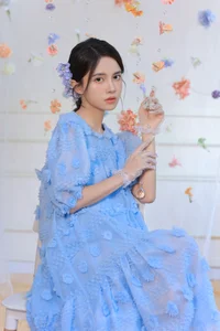 YiTuYu Art Language Vol.7414: Captivating Portraits of Pa Pa Xiao Gong Zhu - image 16