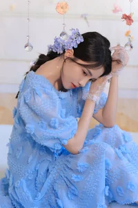 YiTuYu Art Language Vol.7414: Captivating Portraits of Pa Pa Xiao Gong Zhu - image 3
