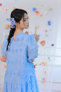 YiTuYu Art Language Vol.7414: Captivating Portraits of Pa Pa Xiao Gong Zhu - image 0