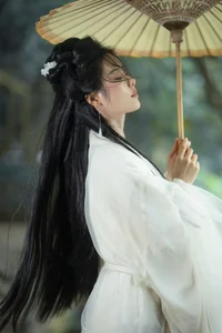 YiTuYu Art Language Vol.10082: Ren Jian Yue-Su Chen Artistic Photography Collection - image 5