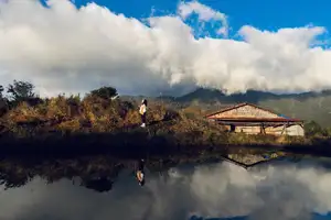 Conquer Ky Quan San: Witness the majestic sea of clouds after a challenging journey to the Northwest peak - image 8
