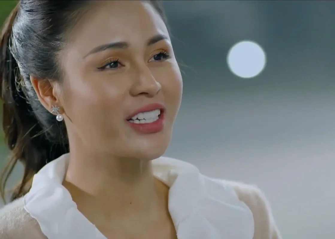 Actress Luong Thu Trang Addresses Beauty Criticism and Plastic Surgery Rumors