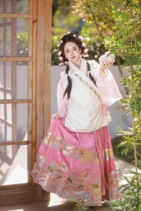 Artistic Beauty in YiTuYu Art Language Vol.8045 Featuring Xiao Du Tong Xue - image 21