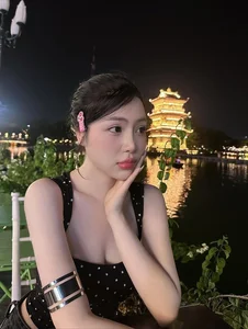 Chu Hong Anh: The Radiant Muse Blending Gen Z Chic With Timeless Elegance - image 7