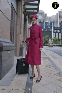 IESS Puhui Series No. 081: Yixin Captures the Authentic Flight Attendant Uniform Aesthetic - image 0