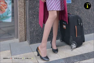 IESS Puhui Series No. 081: Yixin Captures the Authentic Flight Attendant Uniform Aesthetic - image 5