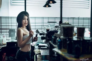 Stunning Gallery of Thai Beauty Namfar Wareekun: A Blend of Elegance and Youthful Charm - image 24
