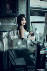 Stunning Gallery of Thai Beauty Namfar Wareekun: A Blend of Elegance and Youthful Charm - image 43
