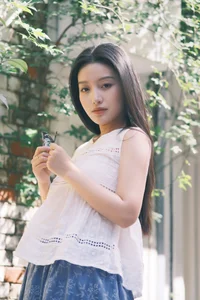 Stunning Visuals in YiTuYu Art Language Vol.7098 with Jing Zi Jinns - image 0