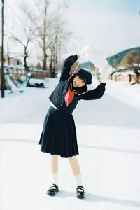 YiTuYu Vol.8663 Hu Jiao Hu Hu: JK Schoolgirl in Snow, Captivating Japanese Beauty - image 17