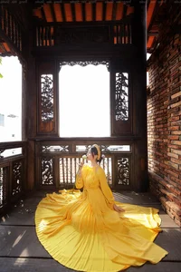 Vo Ngoc Tran’s Radiant Summer Glow: Exploring the Visual Aesthetic of Vietnam’s Top Influencer - image 79