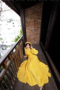 Vo Ngoc Tran’s Radiant Summer Glow: Exploring the Visual Aesthetic of Vietnam’s Top Influencer - image 114
