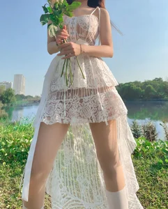 Vo Ngoc Tran’s Radiant Summer Glow: Exploring the Visual Aesthetic of Vietnam’s Top Influencer - image 38