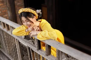 Vo Ngoc Tran’s Radiant Summer Glow: Exploring the Visual Aesthetic of Vietnam’s Top Influencer - image 94