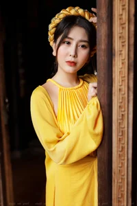 Vo Ngoc Tran’s Radiant Summer Glow: Exploring the Visual Aesthetic of Vietnam’s Top Influencer - image 64