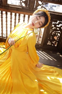 Vo Ngoc Tran’s Radiant Summer Glow: Exploring the Visual Aesthetic of Vietnam’s Top Influencer - image 69