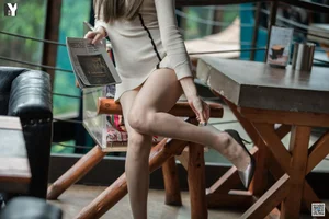 Yuxi in Focus: Stunning Telephoto Leg Photography by IESS - image 6