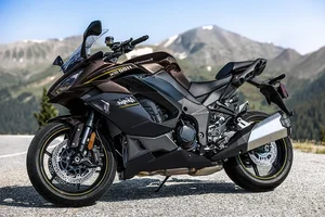Conquer the horizon with the all-new Kawasaki Ninja 1100SX 2026 sport tourer - image 5
