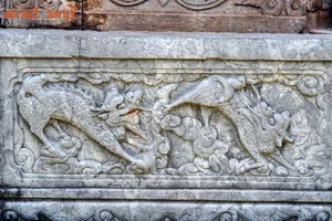The Giant Stone Pens of Vietnam: A Symbolic Architectural Wonder - image 0