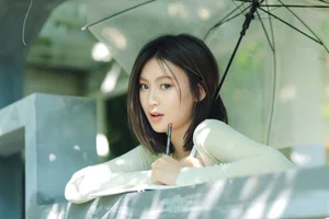 YiTuYu Art Language Vol.10421: Artistic Portrait Series with Model Jing Zhu - image 4