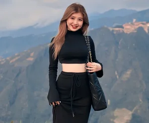 Quang Binh Beauty Influencer Captivates Millions with Stunning Lifestyle and Fitness Gallery - image 4