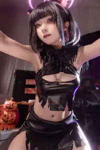 Coser Shi Liang Yu: Enchanting Kazuha Halloween Transformation (34P) - image 5