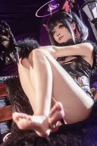 Coser Shi Liang Yu: Enchanting Kazuha Halloween Transformation (34P) - image 11