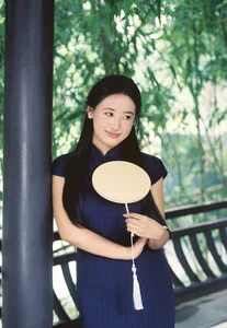 YiTuYu Art Language Vol.10149 Featuring Yi Ming: A Stunning 16-Page Visual Arts Collection - image 3