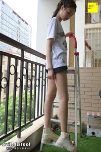 IESS Puhui Series No. 169: Stunning Leg Queen Daily Fashion Photography by Lemon Peel - image 1