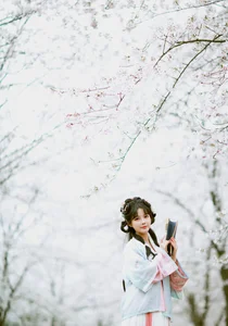 Elegant Visuals in YiTuYu Art Language Vol.6428 Su Su Collection - image 2
