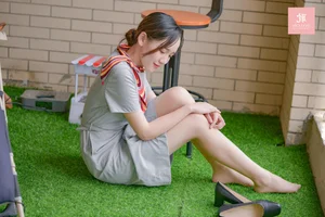 IESS Puhui Vol.069: Qing Ping in Professional Flight Attendant Style - image 5