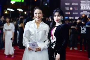Celebrity Red Carpet Highlights: Closing of Vietnam Fashion Week - image 2