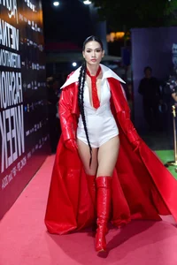 Celebrity Red Carpet Highlights: Closing of Vietnam Fashion Week - image 0