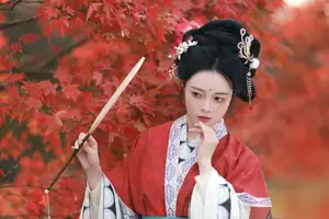 YiTuYu Vol.8605: Sui Sui Ru Yi – Classical Charm Amidst Autumn Hues - image 11
