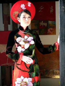 Nostalgic Beauty: Looking Back at MC Anh Tuan's Wife During Her Miss Vietnam Days - image 2