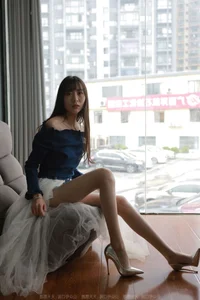IESS Tuantuan White Veil Gallery - Exquisite Long Legs and Ethereal Fashion Photography - image 7