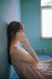Aesthetic Sunset Portraits: Kan Bu Qing Xiao Gui in YiTuYu Art Language Vol.9137 – Capturing the Magic of Golden Hour Photography - image 9