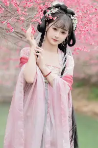 YiTuYu Vol.8759: Jiao Yi Zhi Sui Sui's Grace Amidst Blooming Plum Blossoms - image 12