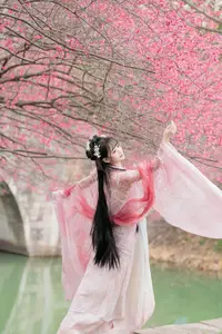 YiTuYu Vol.8759: Jiao Yi Zhi Sui Sui's Grace Amidst Blooming Plum Blossoms - image 19