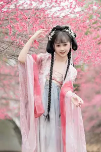 YiTuYu Vol.8759: Jiao Yi Zhi Sui Sui's Grace Amidst Blooming Plum Blossoms - image 23