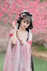 YiTuYu Vol.8759: Jiao Yi Zhi Sui Sui's Grace Amidst Blooming Plum Blossoms - image 11