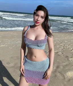 Hottest Summer Bikini Trends Among Top Vietnamese Celebrities - image 7