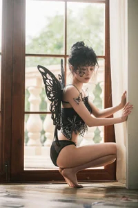 Artistic Portraiture: YiTuYu Art Language Vol.6746 Featuring Xiao Song Ma Nai - image 31