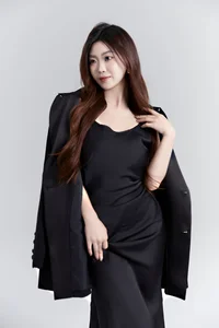 YiTuYu Art Language Vol.7577 Carlee Shi 77 Ya: Bold Creativity and Stunning Visual Narratives - image 8
