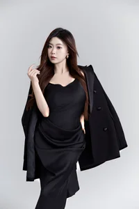YiTuYu Art Language Vol.7577 Carlee Shi 77 Ya: Bold Creativity and Stunning Visual Narratives - image 22