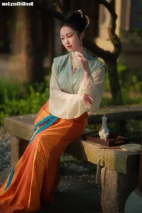 YiTuYu Art Language Vol.4042 Tang Yuan: A Masterpiece of Aesthetic Portraiture - image 29