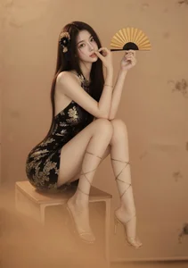 Timeless Elegance and Modern Curves: A Deep Dive into Contemporary Chinese Beauty and Fashion Photography - image 6