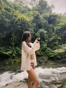 Sitcom Star's Ethereal Transformation: The Enchanting 'Goddess of the Stream' Photoshoot - image 5