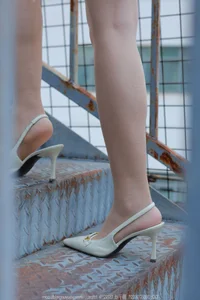 Exquisite Fashion Series Featuring Xiao Jie in IESS SXJ No.1914 - image 33